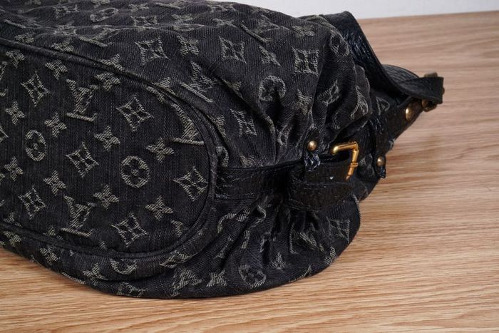 極美品】ルイヴィトン Louis Vuitton モノグラムデニム ネオカヴィMM