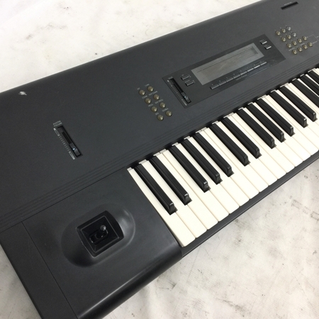 KORG M1 シンセサイザー ハードケース付き 鍵盤楽器 音響機材 コルグ