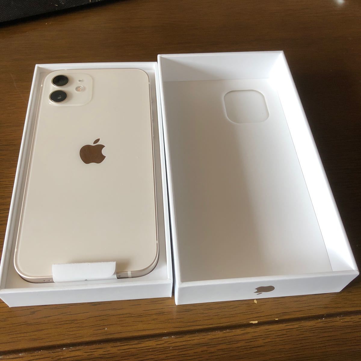 iPhone 12 64GB ホワイト SIMフリー 新品未使用｜Yahoo!フリマ（旧