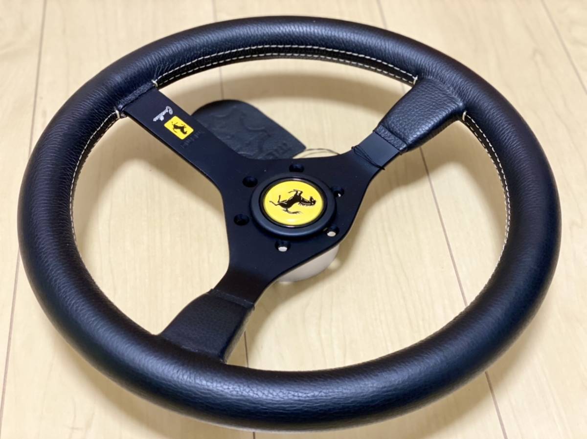 未使用】MOMO cavallino TYP C35 Steering Wheel 350mm 1992 未使用】MOMO cavallino TYP C35 Steering Wheel 350mm 1992
