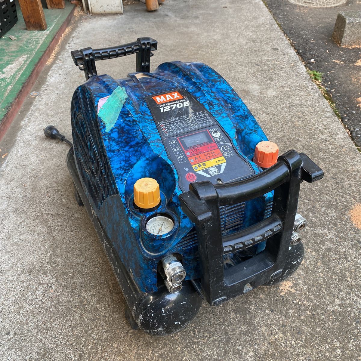 マックス エアコンプレッサ AK-HL1270E ジャンク twispwa.com
