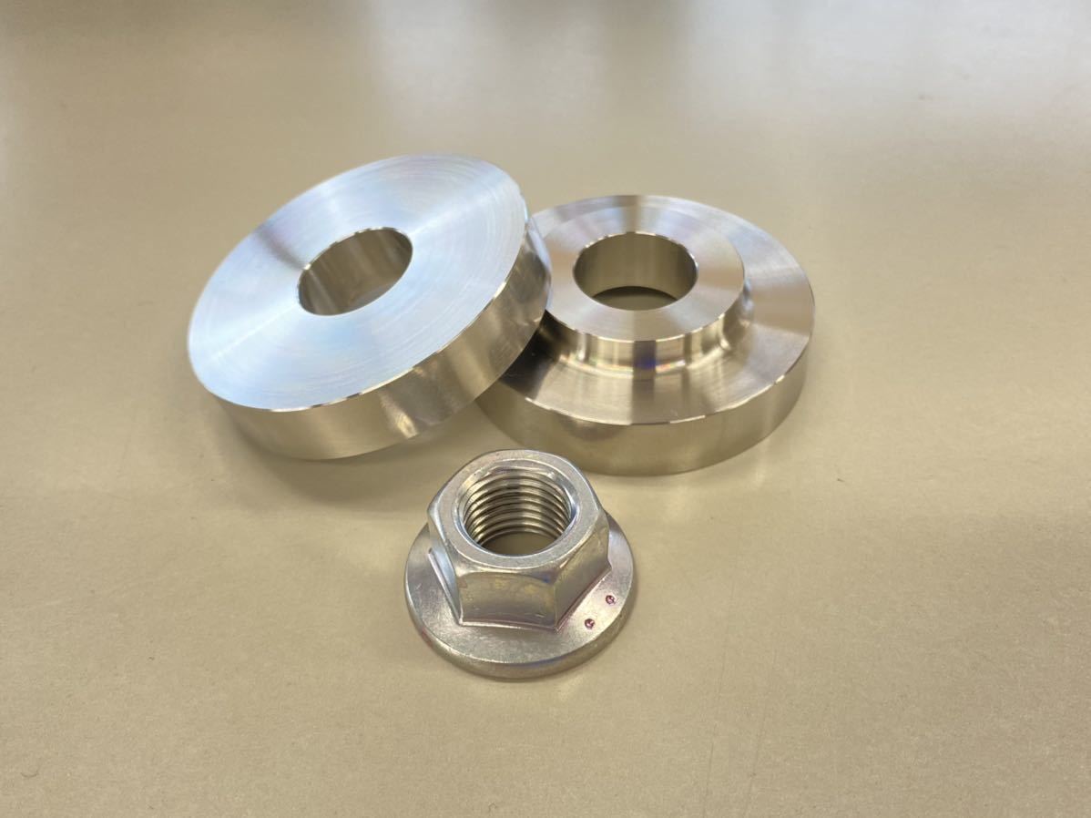 ① ハイエース200系　デフ上げスペーサー　フルセット 200系 ハイエース 4WD 1型〜6型デフ上げ スペーサー セット