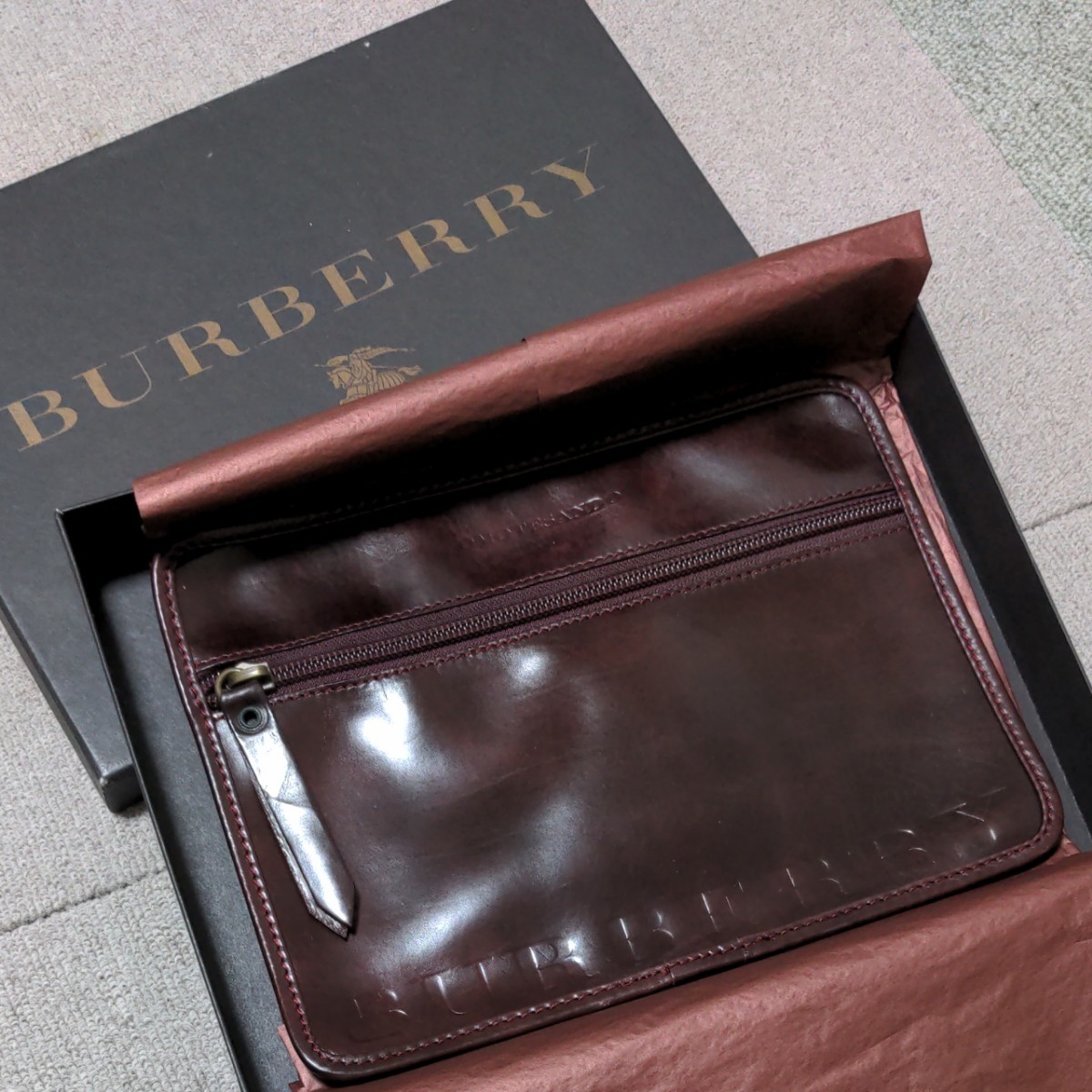 バーバリー　クラッチ　バッグ　未使用BURBERRY　バーバリーロンドン　バーバリーバッグ　