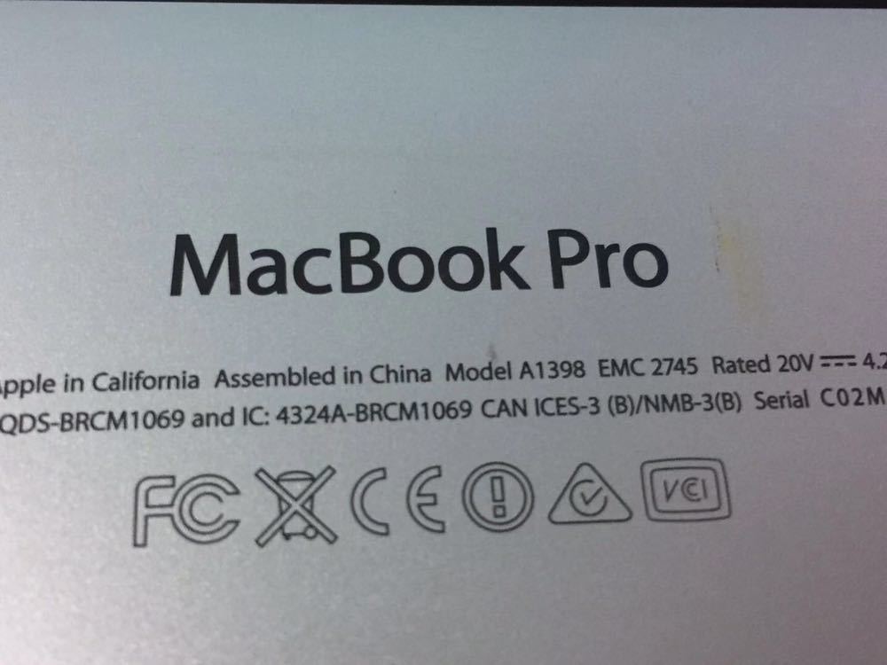 Apple MacBook Pro A1398 通電しない 本体のみ，スペック不明 中古現状品 ジャンク品（100s）_画像10