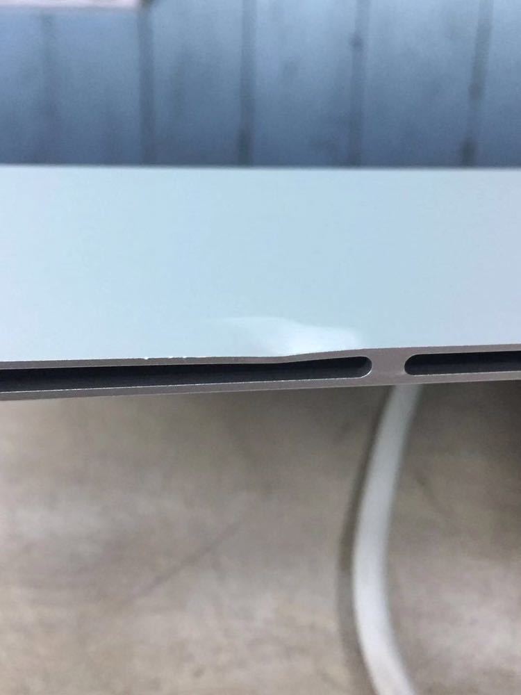 Apple iMac A1418 通電OK，OS起動不可、液晶割れあり 底部1ヶ所変形ありその他未確認 中古現状品 ジャンク らくらく家財便Sランク発送 _画像5