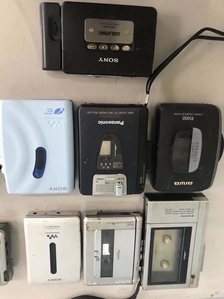 SONY/Panasonic/AIWA など　カセットウォークマン 計14台まとめ　中古現状品　動作未確認　ジャンク　(80s)_画像2