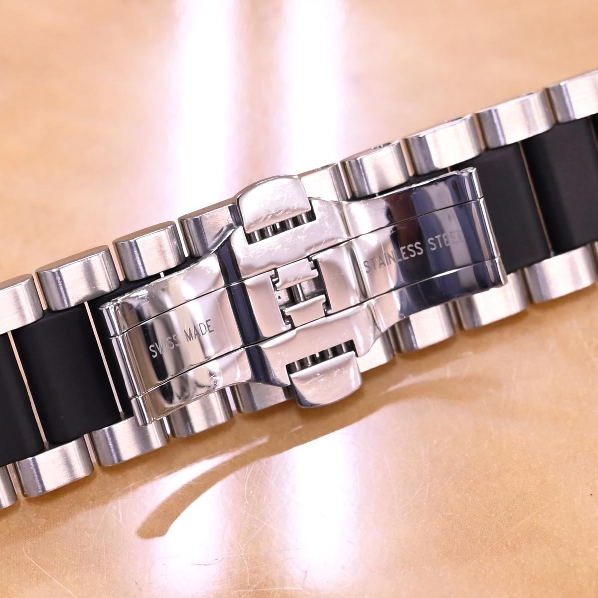 本物 超美品 ルイヴィトン 絶盤 メンズ タンブール GM ステンレス ラバー コンビブレスレット 21mm 男性用腕時計 SSブレス ウォッチバンド_画像4