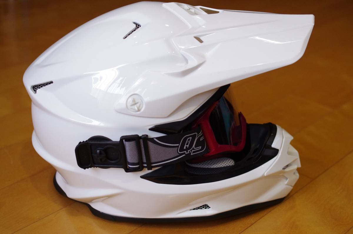 SHOEI VFX-W M(57cm) ホワイト SWANSゴーグル | bedouingardenvillage.com