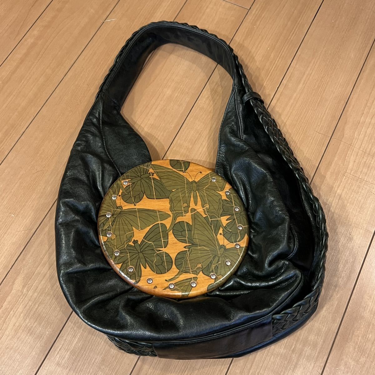 Sagie Kondi レザーバッグ ウッドパネル ニューヨーク :: Yahoo Sagie Kondi レザーバッグ ウッドパネル ニューヨーク :: Yahoo