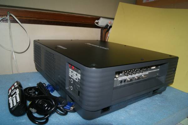 PANASONIC projector PT-DW5100 *5500 lumen HDMI correspondence possibility HDMI/DVI conversion adaptor attaching . remote control equipped 