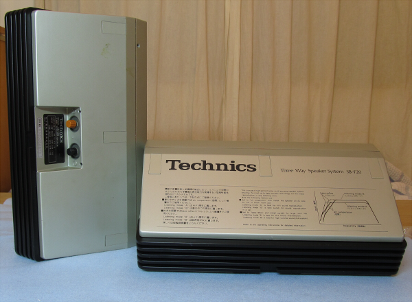 Technics/SB-F20/1982 год / Showa / в машине / салон OK/ compact 3 way акустическая система 