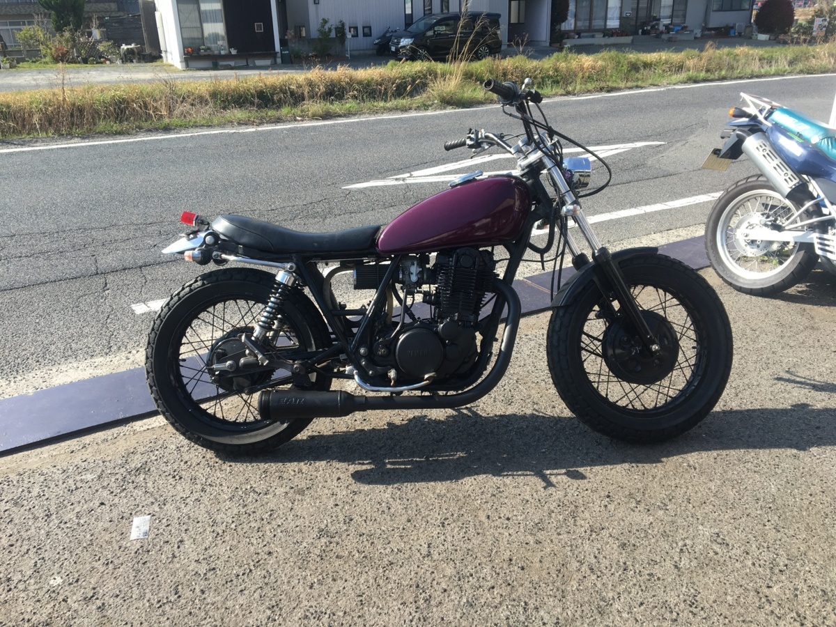 ヤマハ SR400 1JR 実働 書類付き タイヤバリ山 レストア カスタム