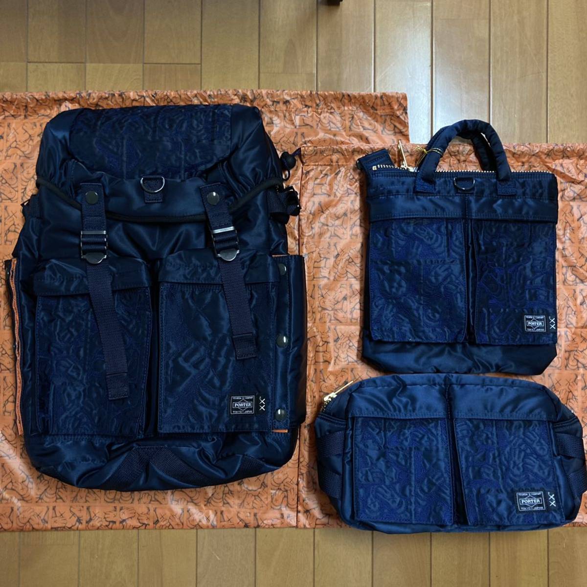 KAWS x PORTER 2WAY MINI HELMETBAG rsuganesha.com