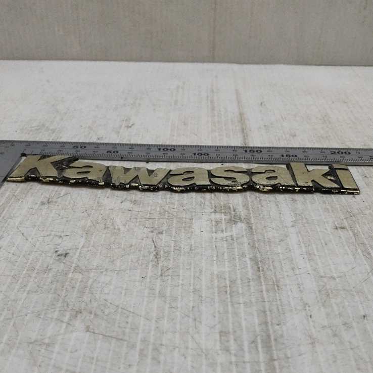 【0402-37】カワサキ　Kawasaki　エンブレム　1枚 　 当時物　絶版　旧車　
