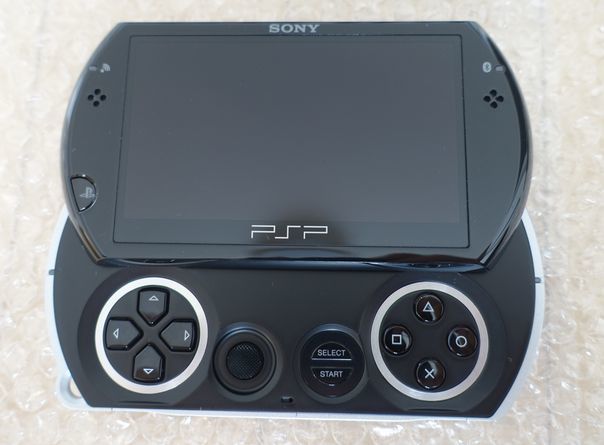 美品】PSP go 本体 ピアノ・ブラック PSP-N1000 | monsterdog.com.br