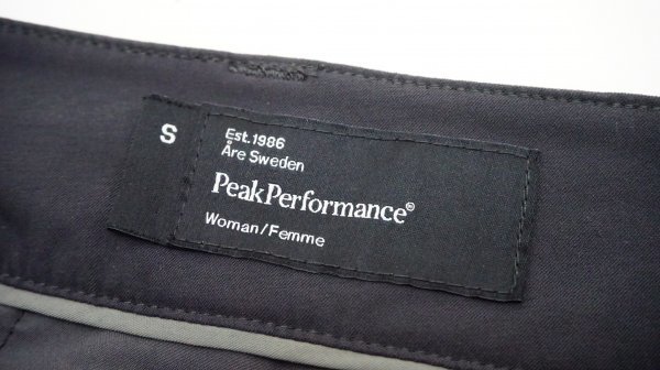 Northern Europe premium brand Peak Performance light weight speed . high performance capri pants UV resistance UPF40 lady's abroad S Japan M~L corresponding 