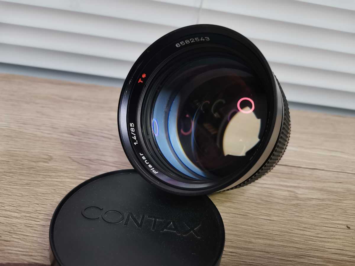 CONTAX コンタックス Carl Zeiss Planar 85mm F1.4 T* カールツァイス