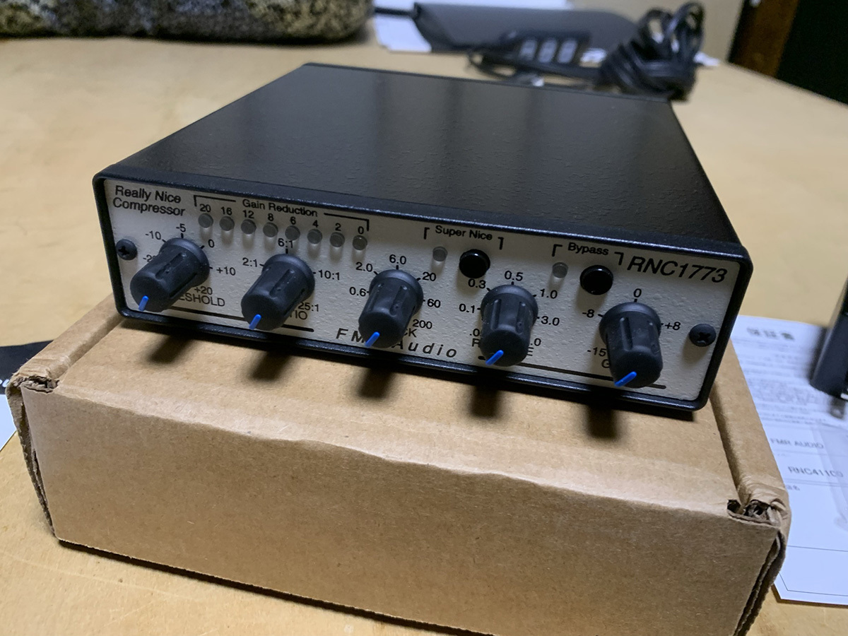 美品]FMR AUDIO / RNC1773 ステレオコンプレッサー 付属品完備 ic.sch.id