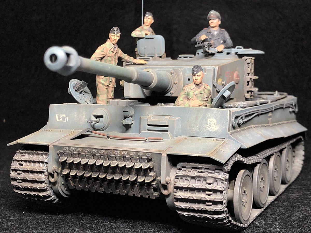 タミヤ 1/35 タイガーI型 中期生産型 完成品模型 ドイツ 重戦車