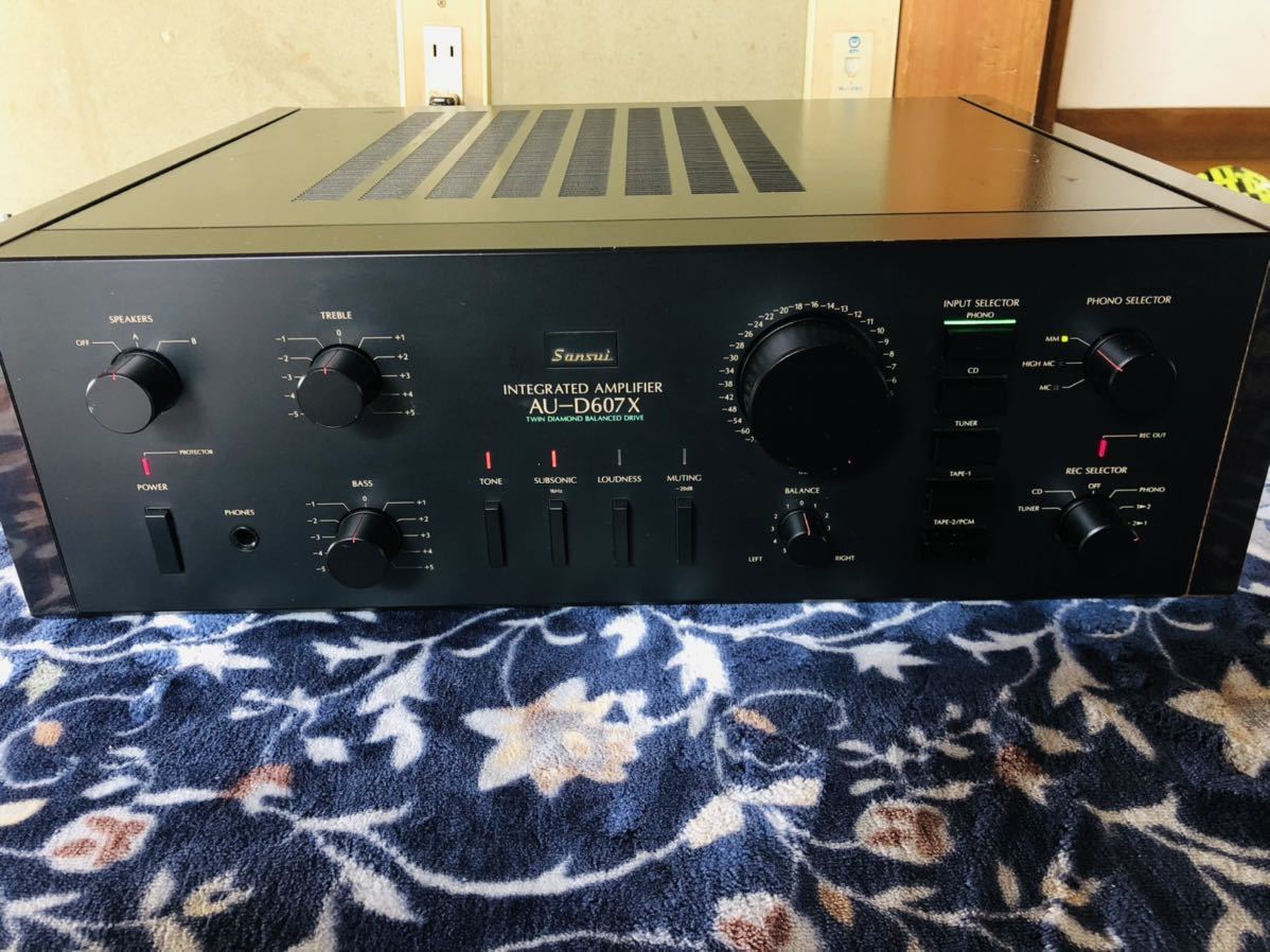 通電、音出し確認済み SANSUI AU-D607X DECADE プリメインアンプ 通電、音出し確認済み SANSUI AU-D607X DECADE プリメインアンプ