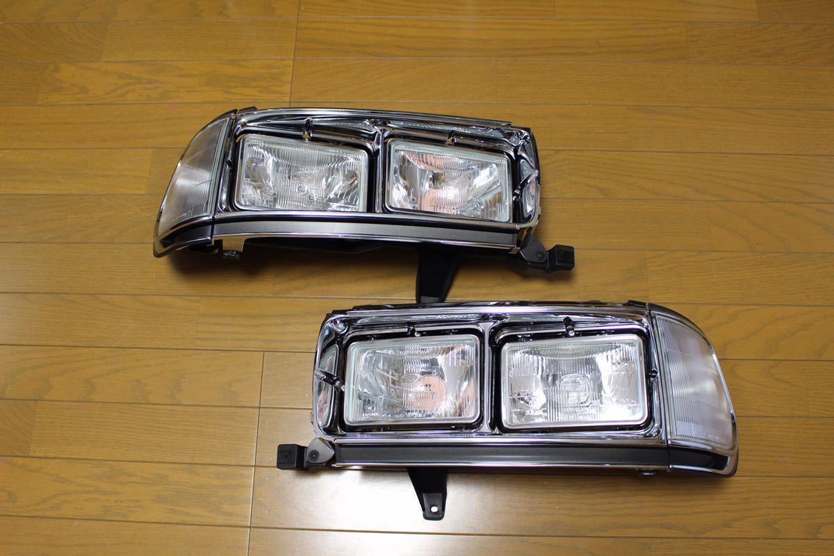 希少 ランクル80 トヨタ純正 角目 輸出用ヘッドライト 角目4灯 新品未