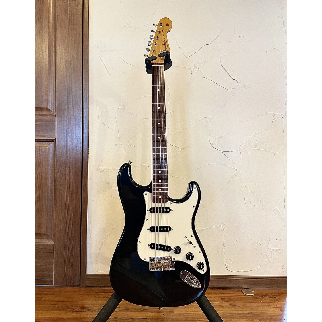 ヤフオク! - 1982 JVシリアル 初期物 FENDER JAPAN フェンダ