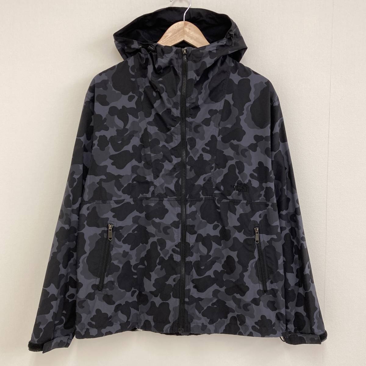 THE NORTH FACE ダックハンターカモ ノベルティー コンパクトジャケット マウンテンパーカー グレー メンズ Mサイズ 迷彩 カモフラ 2030215