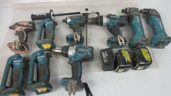 H4-04【//動作良好※パーツ欠品】マキタ/makita 充電式マルチツール×2/ライトML801×3/充電式電動ドライバドリル×4 バッテリ×3 