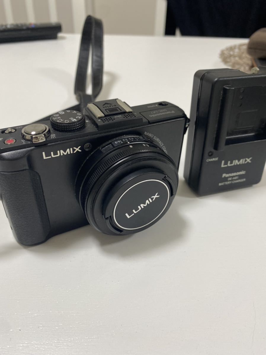LUMIX DMC-LX7 Panasonic ブラック デジタルカメラ(パナソニック 