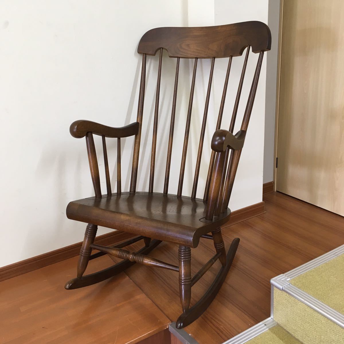 21546円 【SALE/37%OFF】 飛騨産業 キツツキマーク ロッキングチェア 椅子 木製 レトロ アンティーク 21546円 【SALE/37%OFF】 飛騨産業 キツツキマーク ロッキングチェア 椅子 木製 レトロ アンティーク