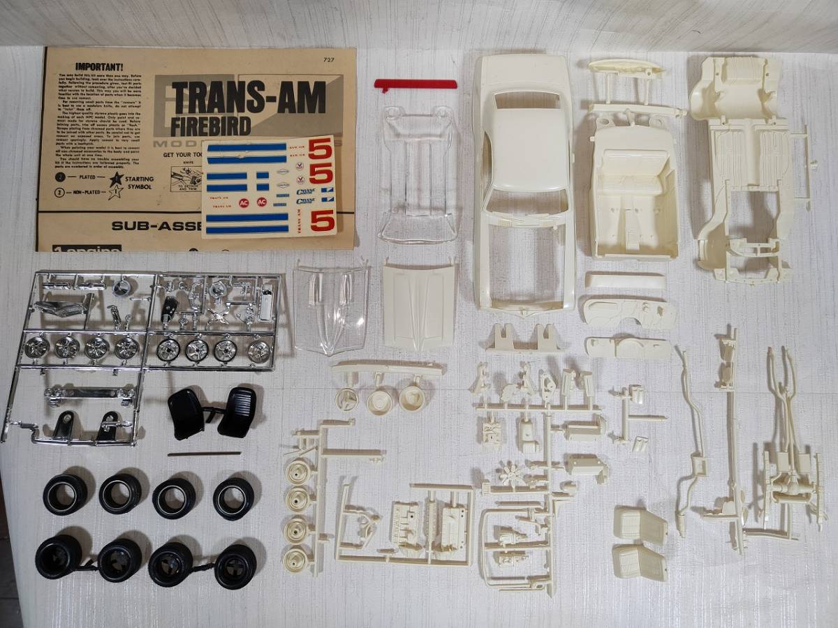 MPC 1/25 1969 Trans Am Firebird (original) 1969年型ファイアバード + おまけ bonus Revell 1/32 1968 Firebird assembled_画像5