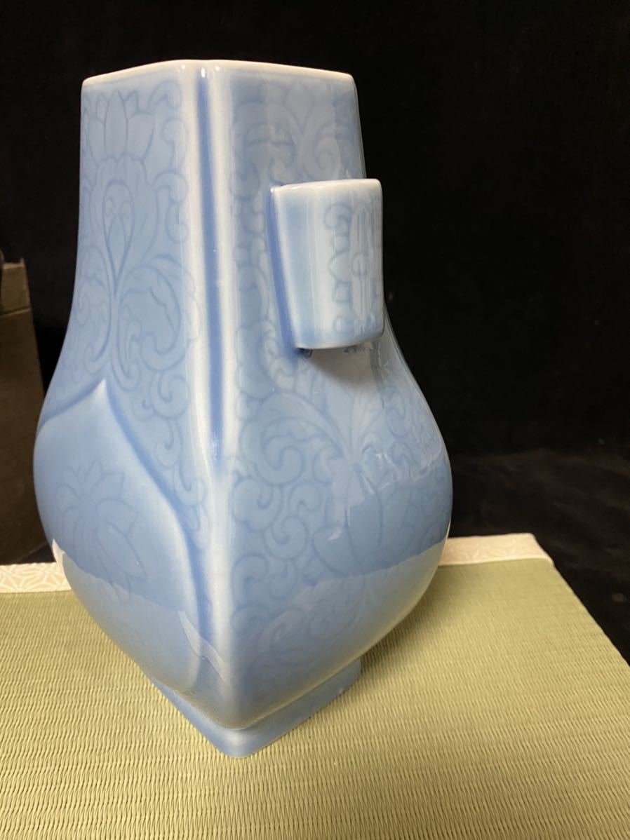 時代景徳鎮窯 花瓶 旧家蔵出 箱付景徳鎮 時代物陶磁器 中国古玩唐物