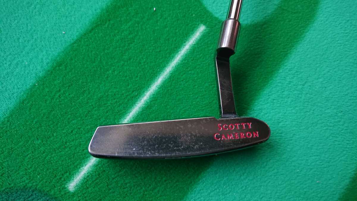 【ほぼ新品】 2020年モデル スコッティキャメロンニューポート２ 33インチ パター　ゴルフ クラブ