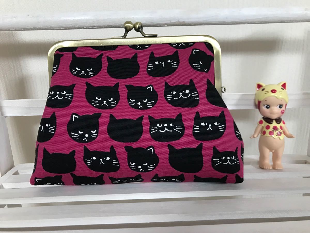 黒猫ちゃん　 がま口ポーチ ハンドメイド　pink