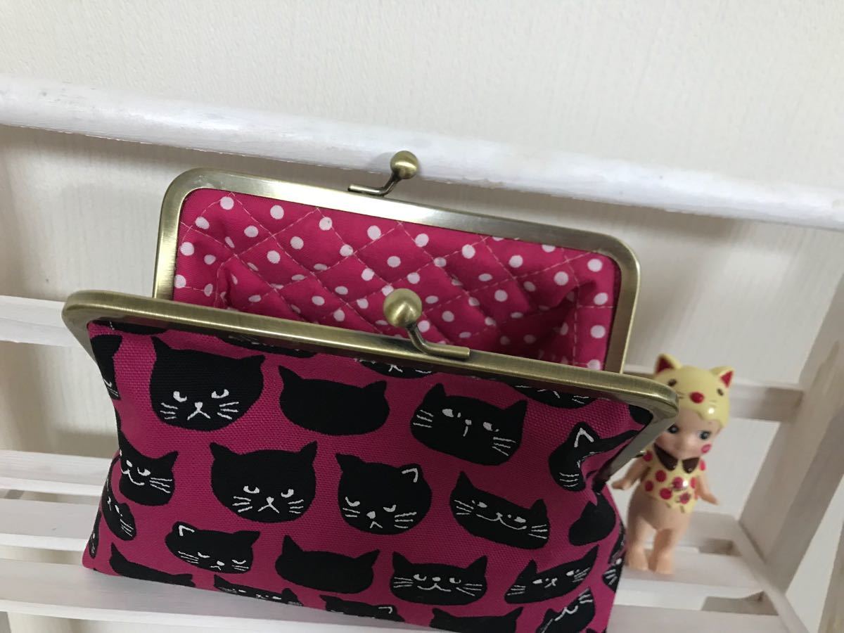 黒猫ちゃん　 がま口ポーチ ハンドメイド　pink