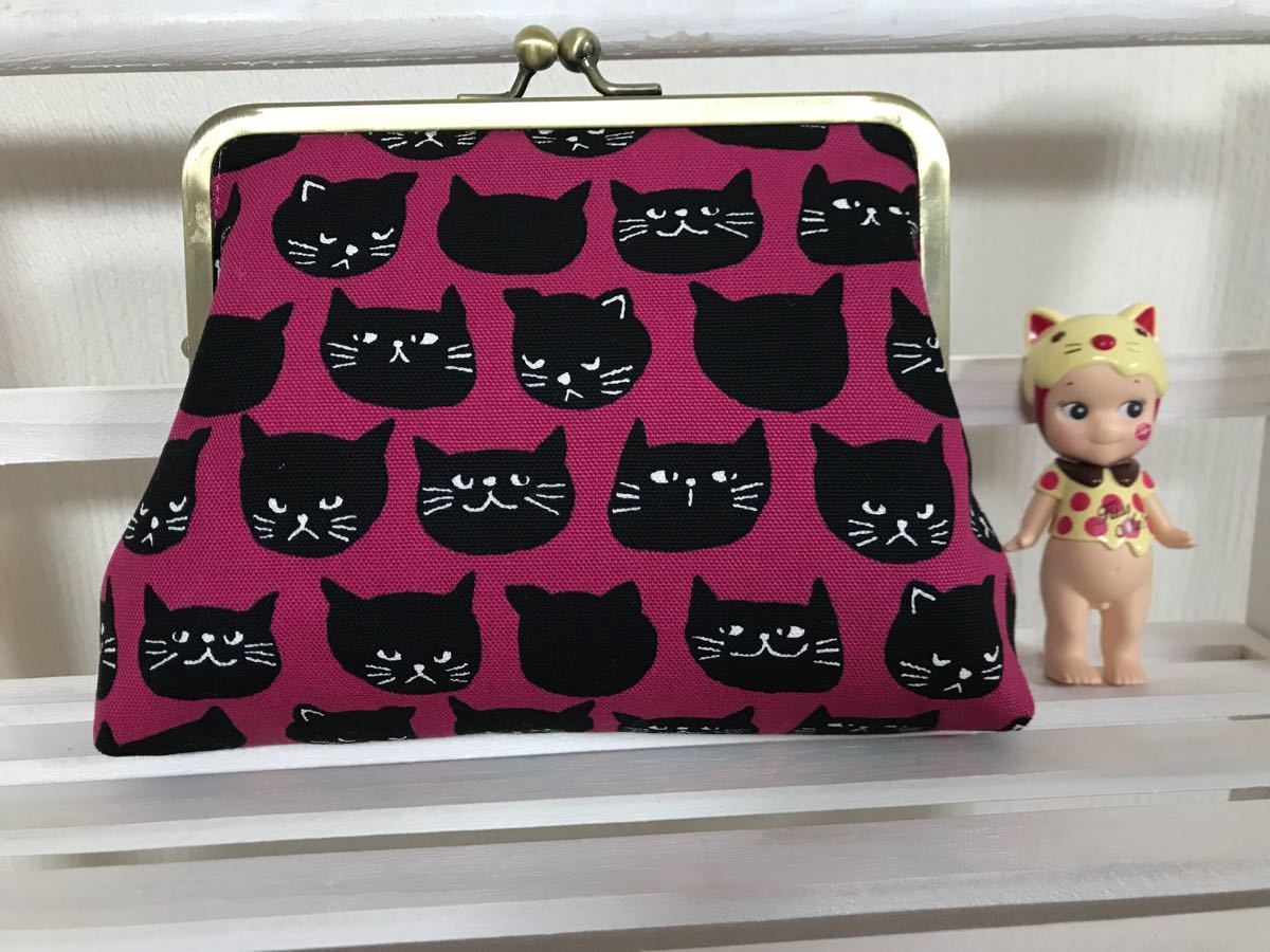 黒猫ちゃん　 がま口ポーチ ハンドメイド　pink