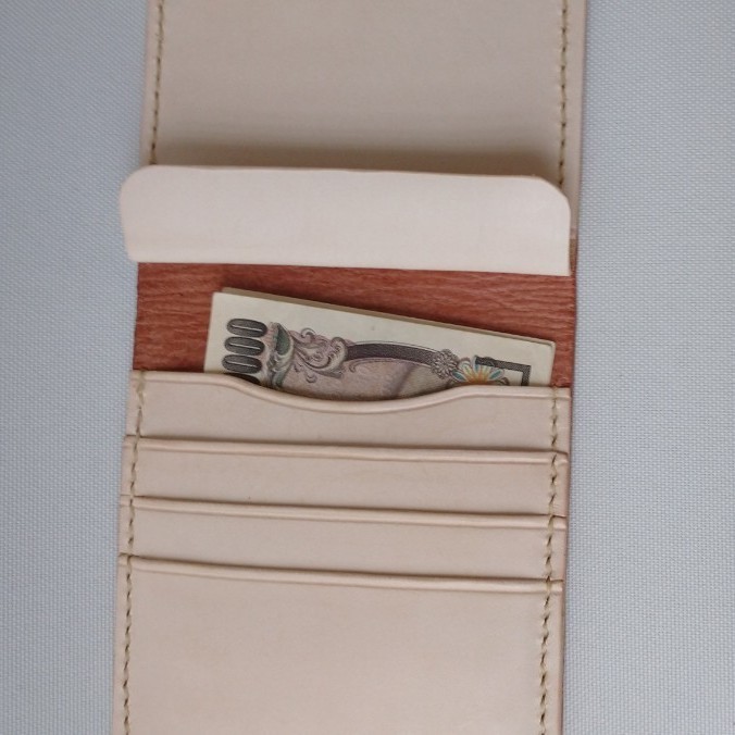 二つ折り財布 (カードケース)本革 ハンドメイド