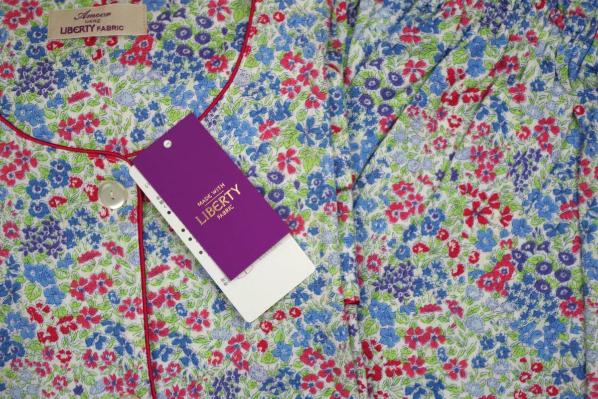 即決★リバティファブリック LIBERTY fabric 女性用 オールシーズンパジャマ（M）№12200-ｃ17 新品 _画像2