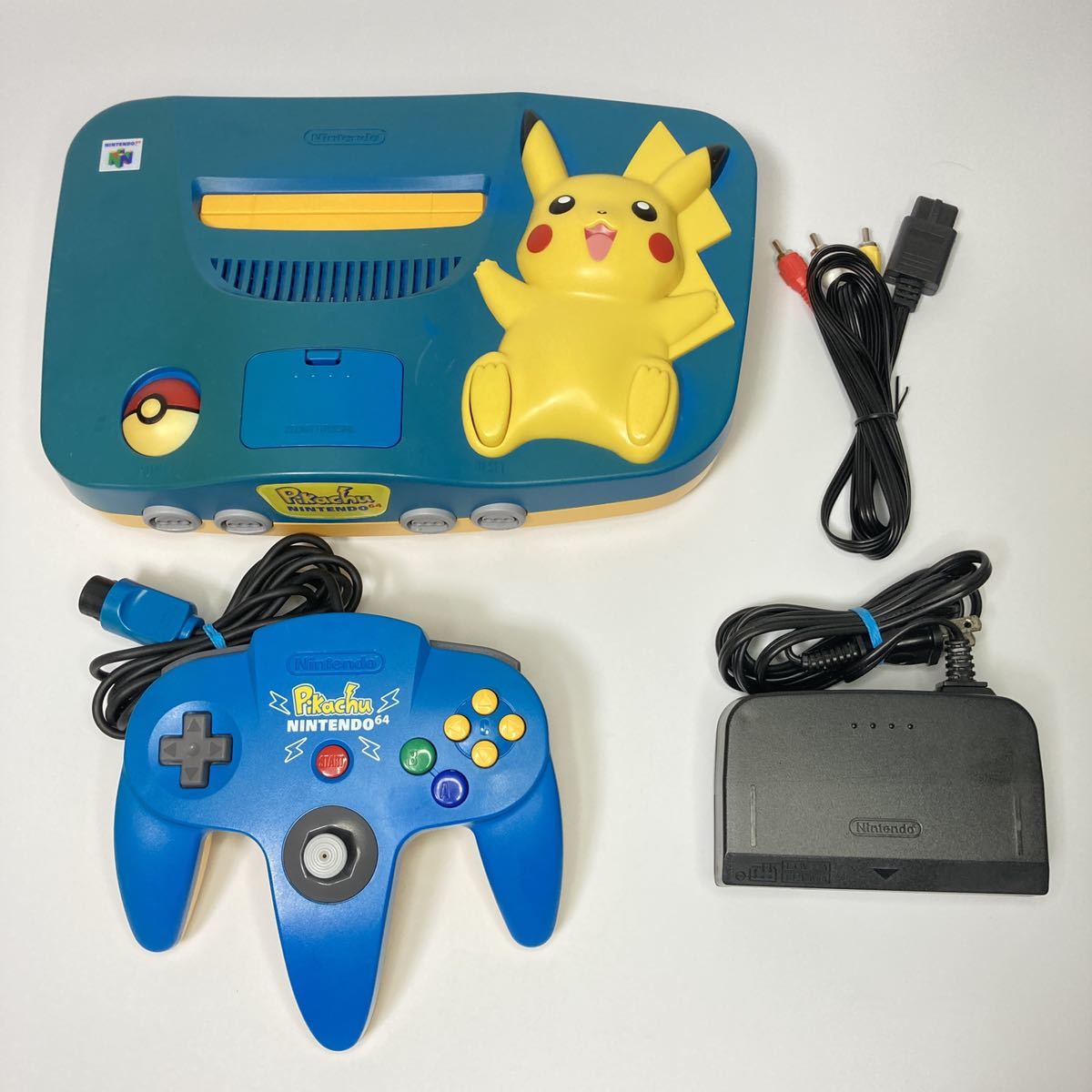 ☆希少☆ ニンテンドー64 ピカチュウ ブルー&イエロー ピカチュー