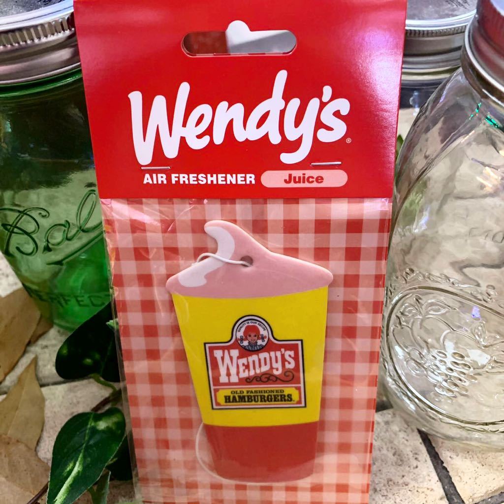 Wendy's [DRINK YELLOW/Juice] ウェンディーズ ウェンディ 芳香剤 エアフレ　エアフレッシュナー　アメリカン雑貨　アメ雑　インテリア　_画像1
