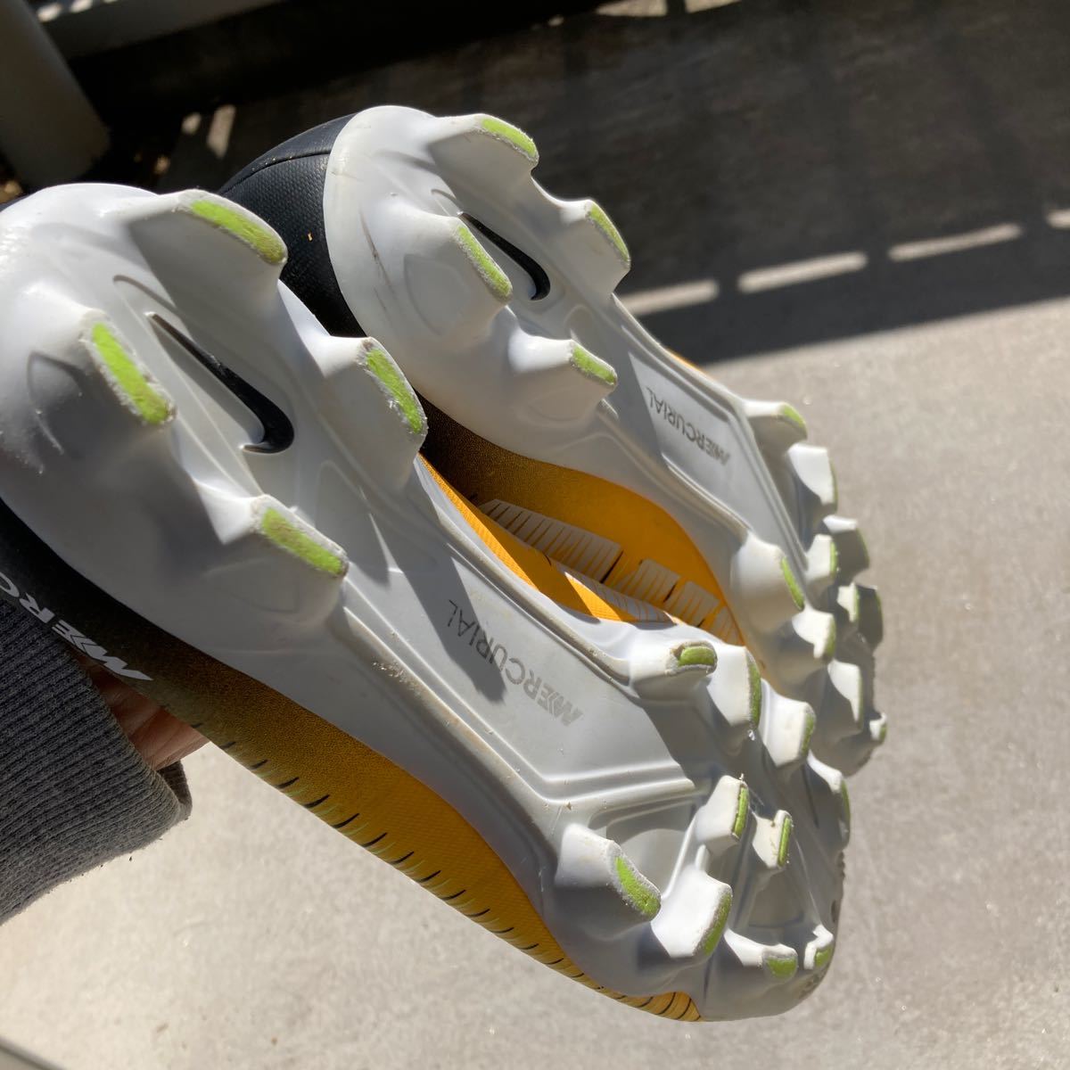NIKE サッカースパイク 26センチ|Yahoo!フリマ(旧PayPayフリマ) NIKE サッカースパイク 26センチ|Yahoo!フリマ(旧PayPayフリマ)