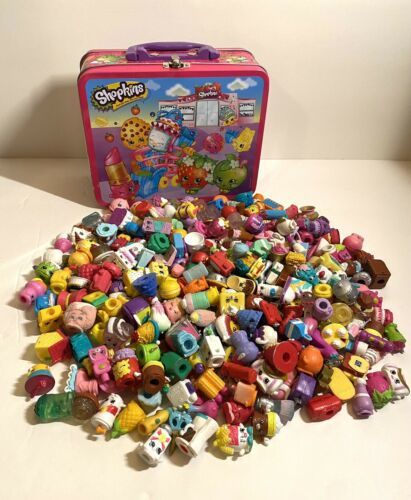 Shopkins ASSORTED Lot 工場直送 of 300+ MINIFIGURES Some With 13周年記念イベントが Metal Box 即決 海外 Rare