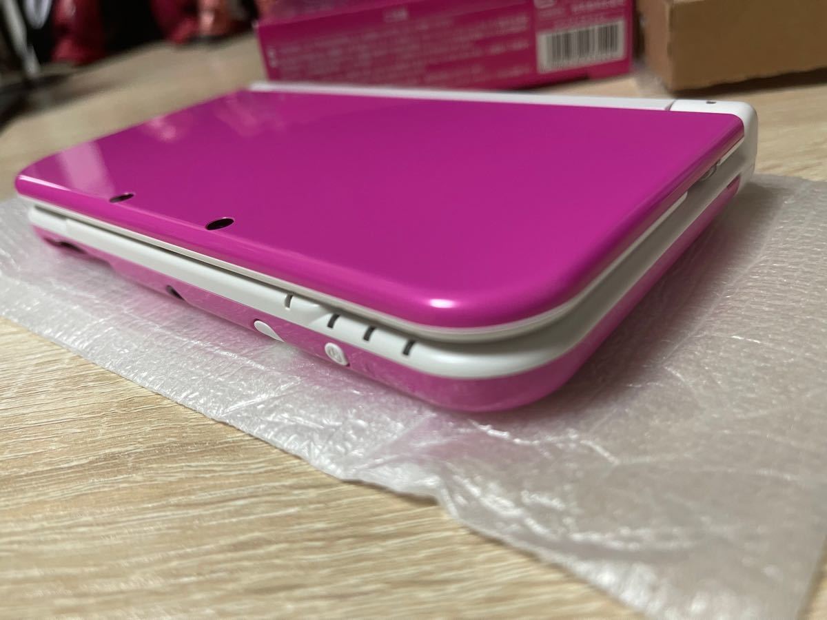 美品】【付属完品】Newニンテンドー3DS LL ピンク×ホワイト New