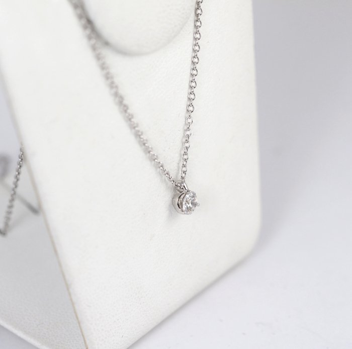 Ponte Vecchio ポンテヴェキオ K18ホワイトゴールド 1粒ダイヤ0.308ct