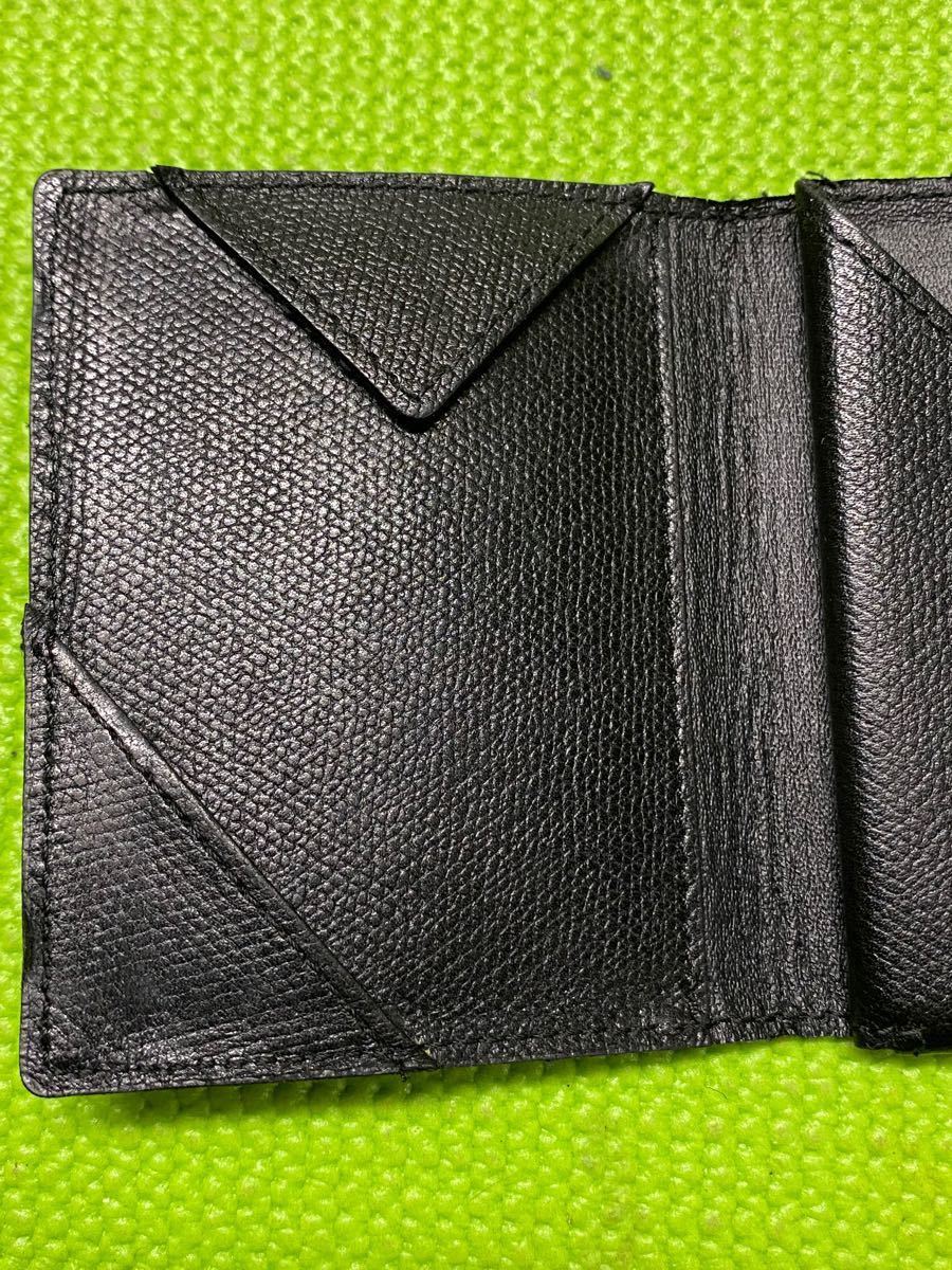 abrAsus(アブラサス) 二つ折り薄型財布(コイン入れ付き)