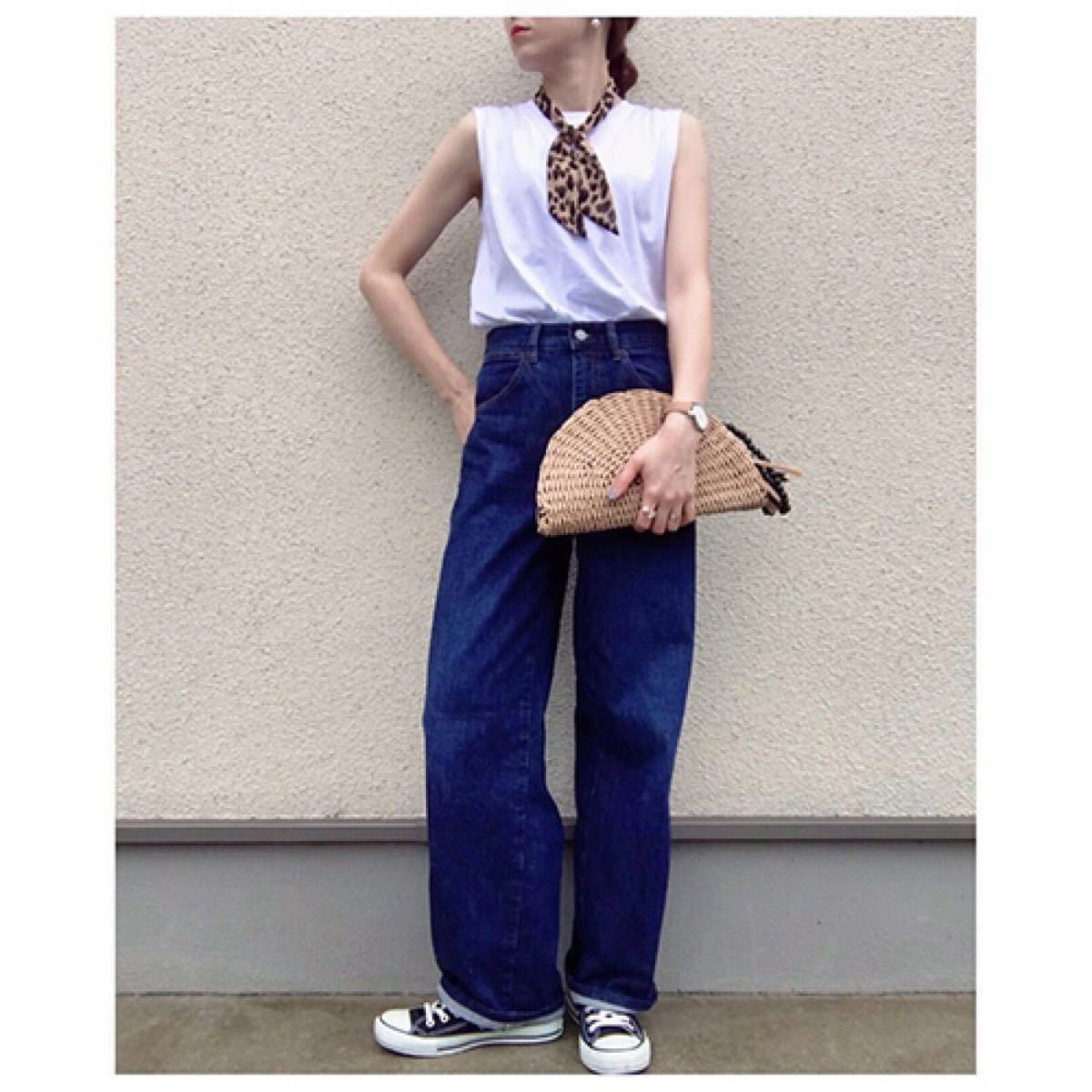 ユニクロユー UNIQLO U ワイドフィットカーブジーンズ 25 68 ユニクロユー UNIQLO U ワイドフィットカーブジーンズ 25 68