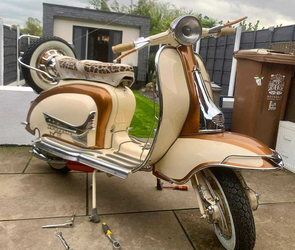 Vespa 希少ULMAホーンカバー・アクセサリー ベスパ 通販特価商品 www