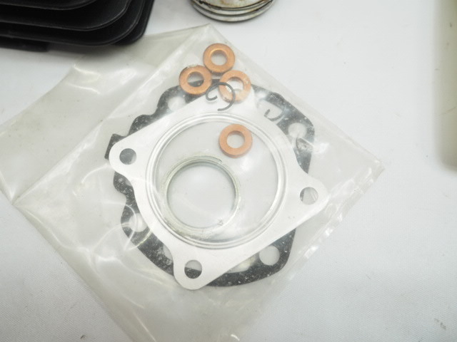  rare. Lead 50. at that time. Kitaco. bore up kit.AF01.KITACO.φ44mm.LEAD50.SS.NOS. old car cylinder. piston.GC7