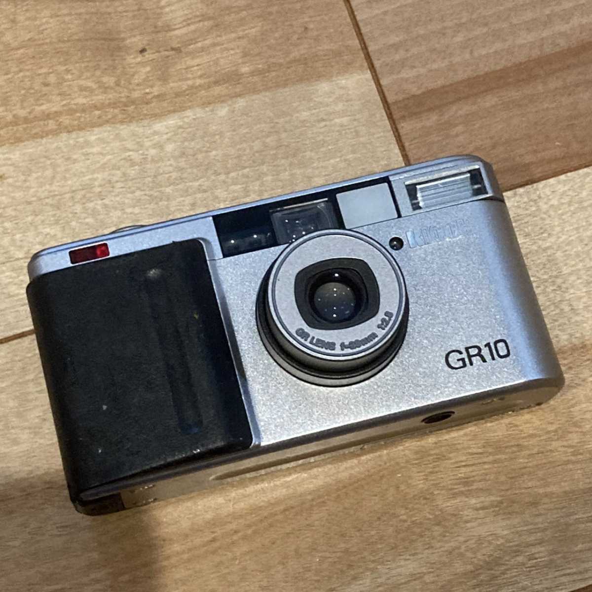人気機種☆動作品☆RICOH リコー GR10 シルバー コンパクトフィルム