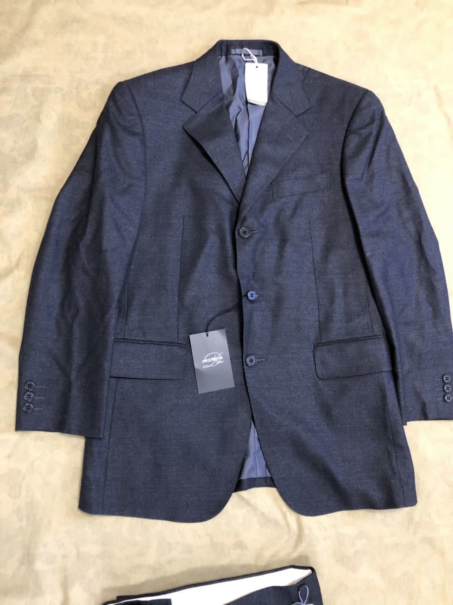 YUMI KATSURA ウール100%スーツ　FD ビジネススーツ　未使用品_画像2